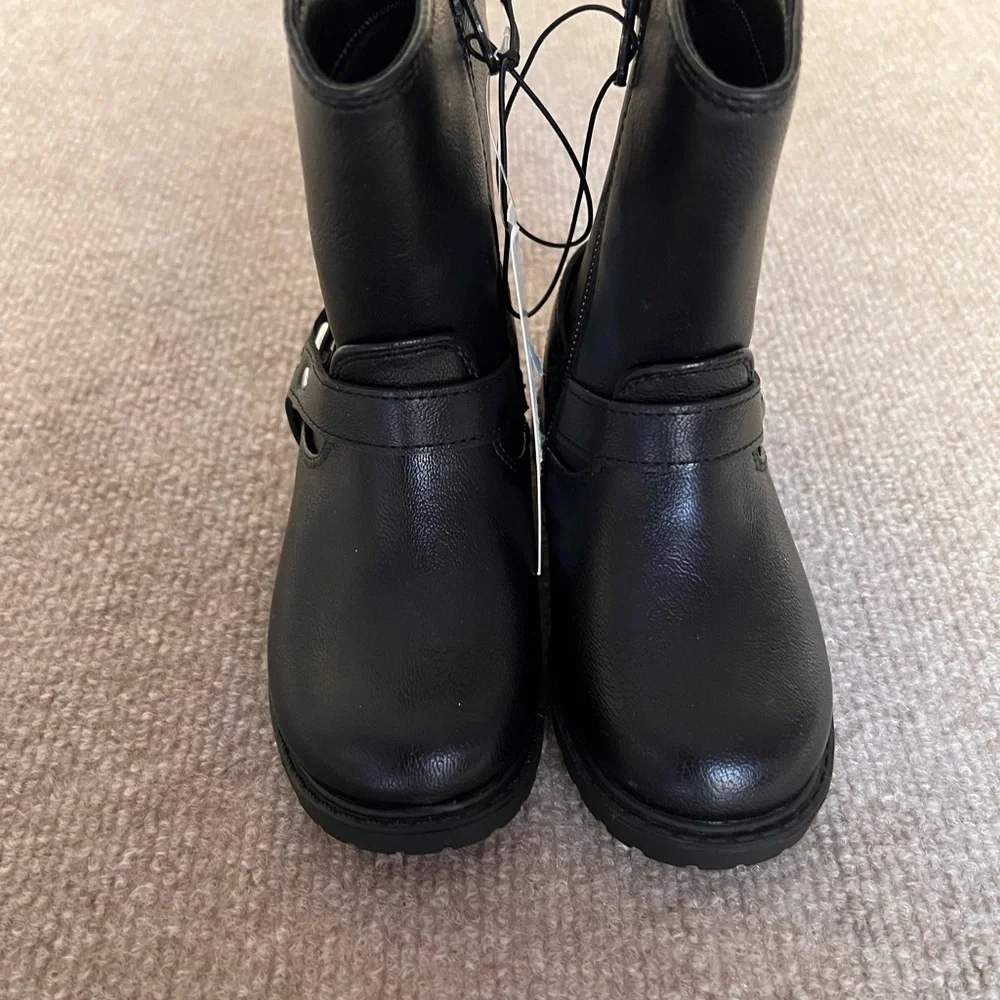 Cat Black Leather Ankle Boots